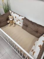 Minkšta lovytės apsaugėlė kūdikiui